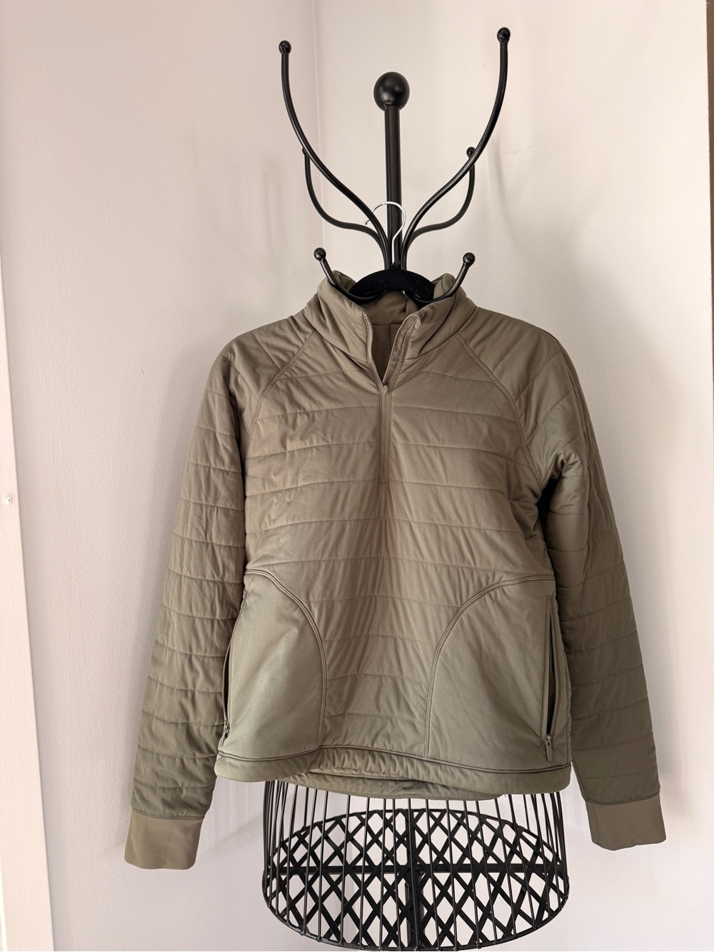 Bundle green half zip jacket and black leggings